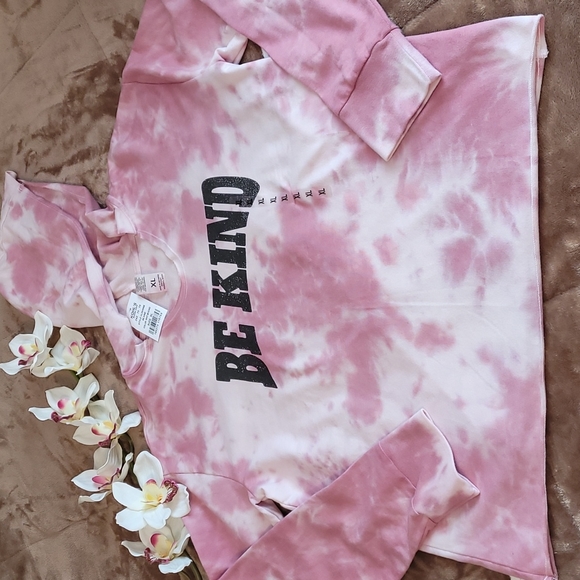 Tie Dye Hoodie NWT - Picture 3 of 8